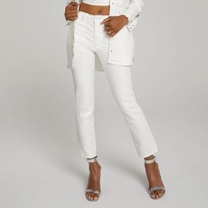 GOOD STRAIGHT WHITE CROC